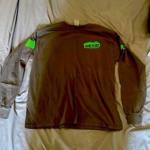 Men’s long sleeve shirt
